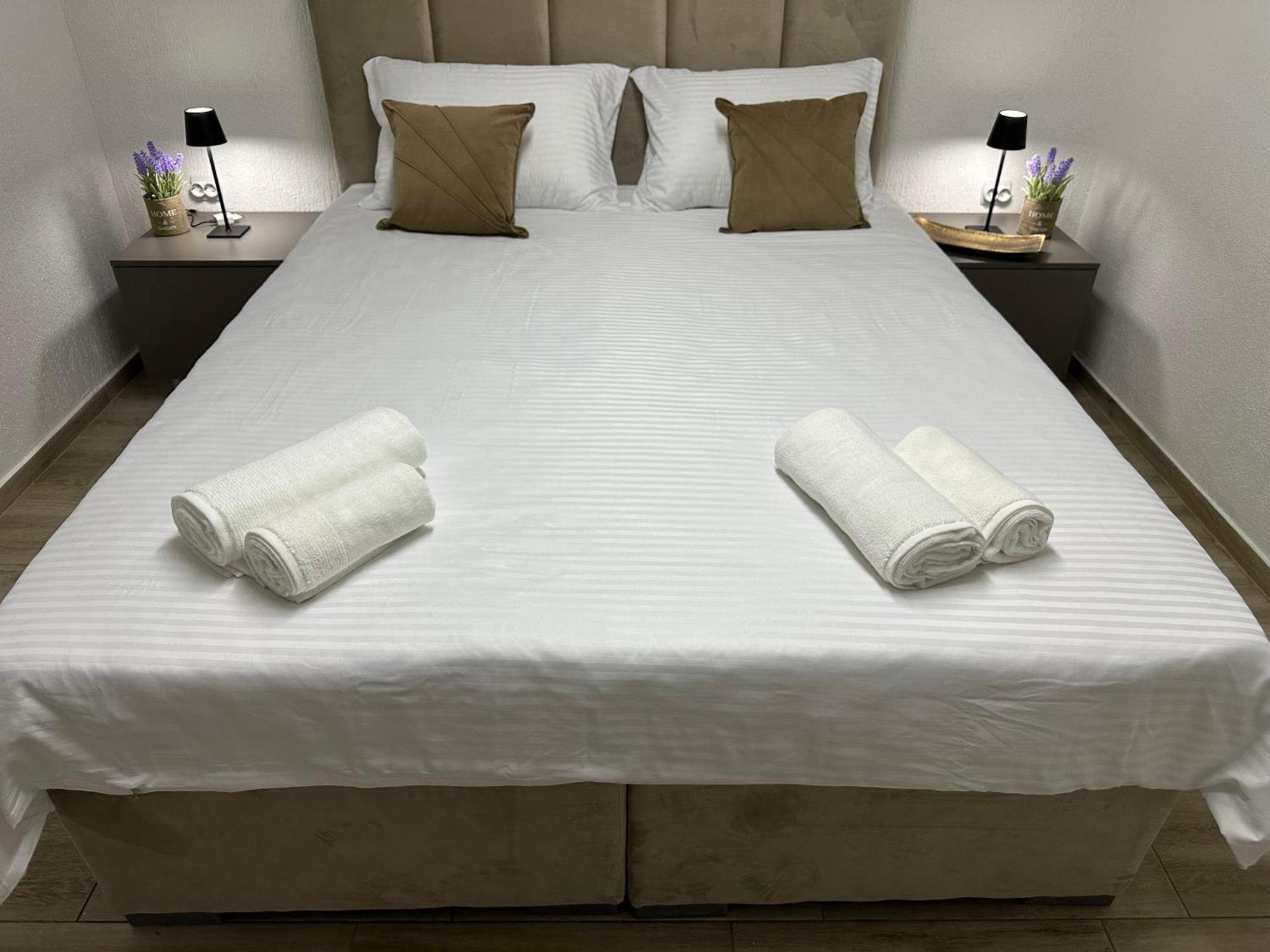 Next Rooms Σκόπια Εξωτερικό φωτογραφία